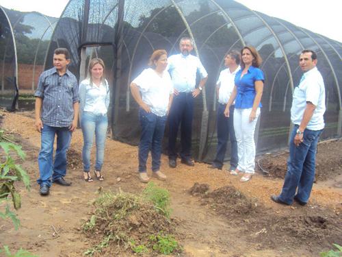 No momento, você está visualizando COMITIVA DA AASJN VISITA CASA DO IDOSO E FIRMA PARCERIA COM PREFEITURA DE MIRACEMA