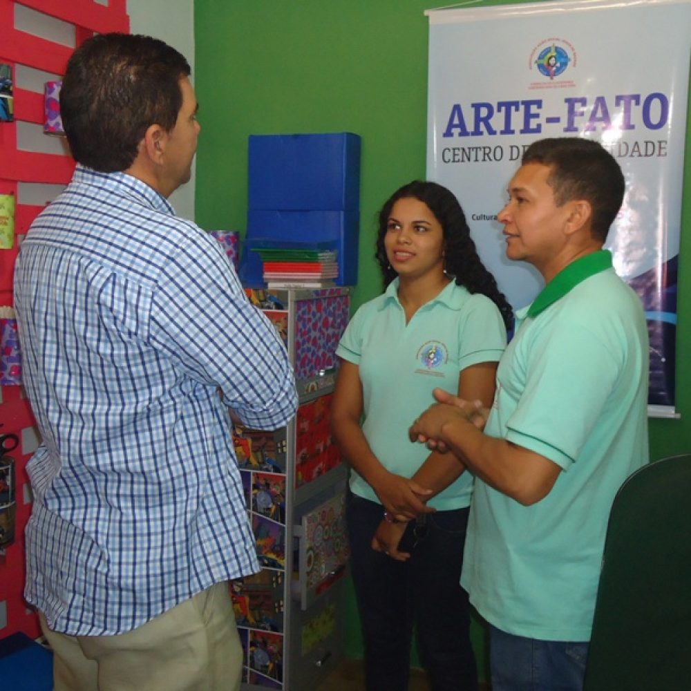 PREFEITO CARLOS AMASTHA VISITA PONTO DE CULTURA ARTE-FATO CENTRO DE CRIATIVIDADE