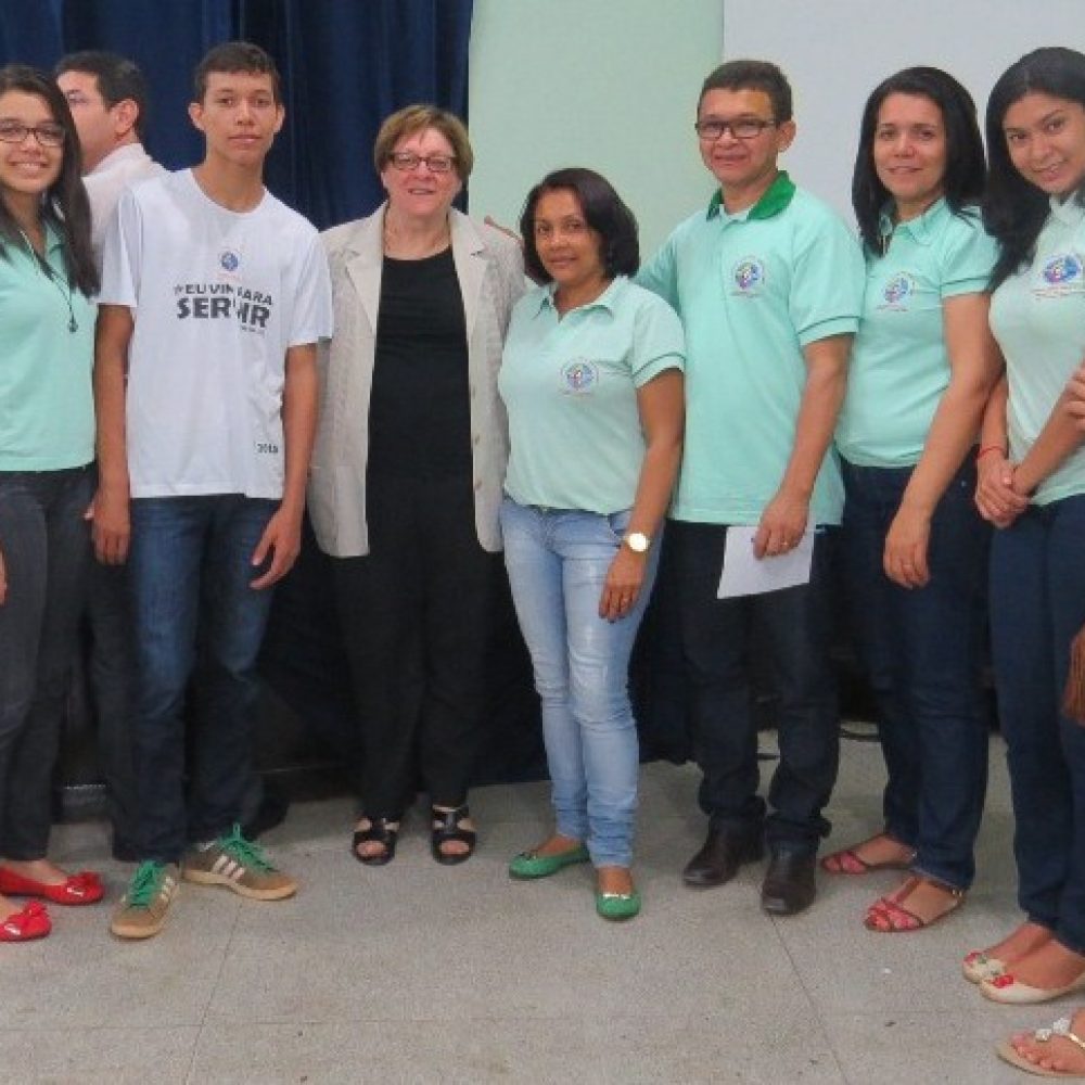 EDUCADORES DA AASJN PARTICIPAM DE PALESTRA SOBRE EDUCAÇÃO E NOVAS MÍDIAS: DESAFIOS E PERSPECTIVAS