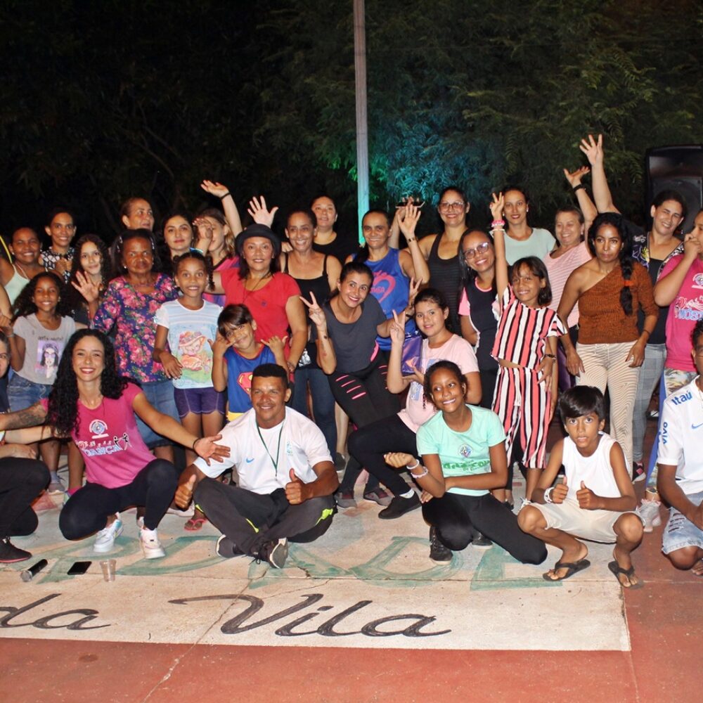 Aulão de dança em homenagem às mulheres 