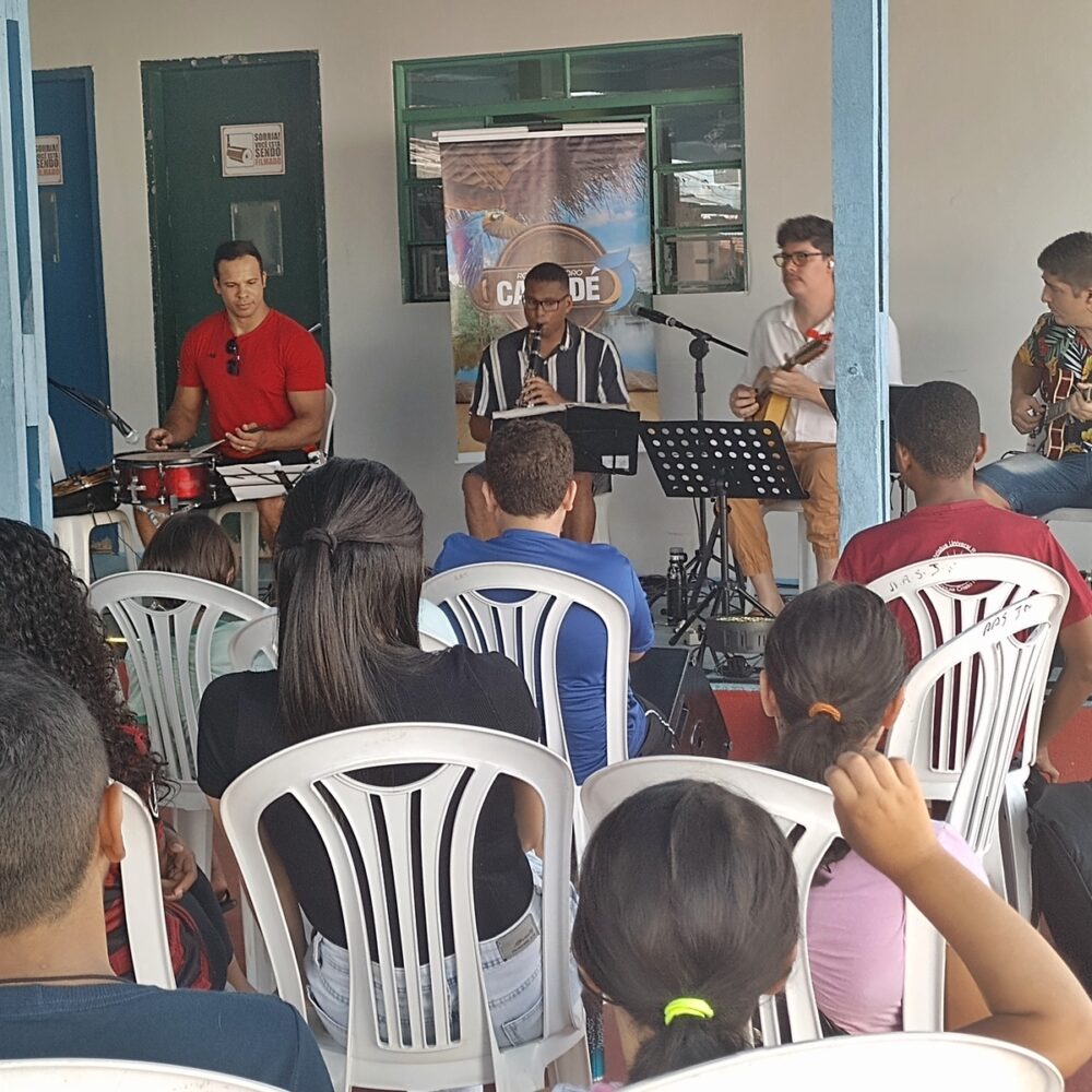 Ponto de Cultura Arte-Fato recebe a apresentação “Roda de Choro CANINDÉ”