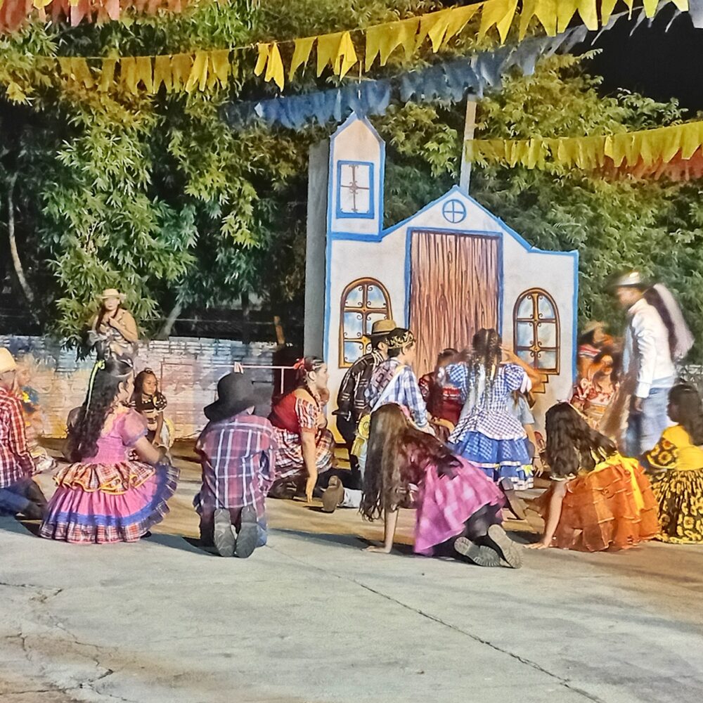 Ponto de Cultura Arte-Fato celebra festa cultural e tradições juninas